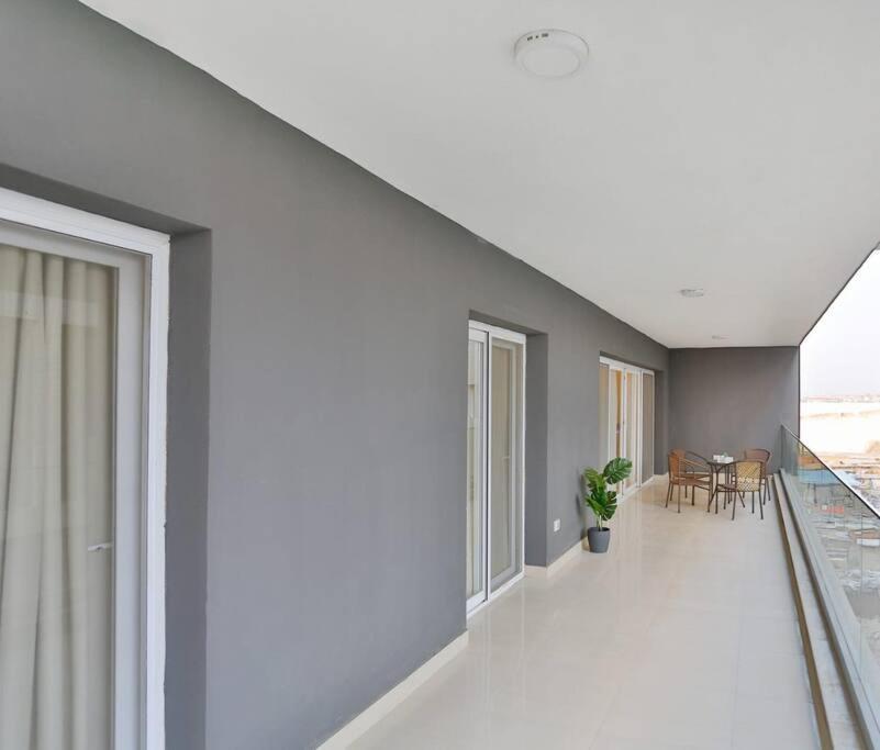Parkside Boutique 3 Bbr Serviced Apartment - Ocean Blue - Near Airport Cairo Exterior photo