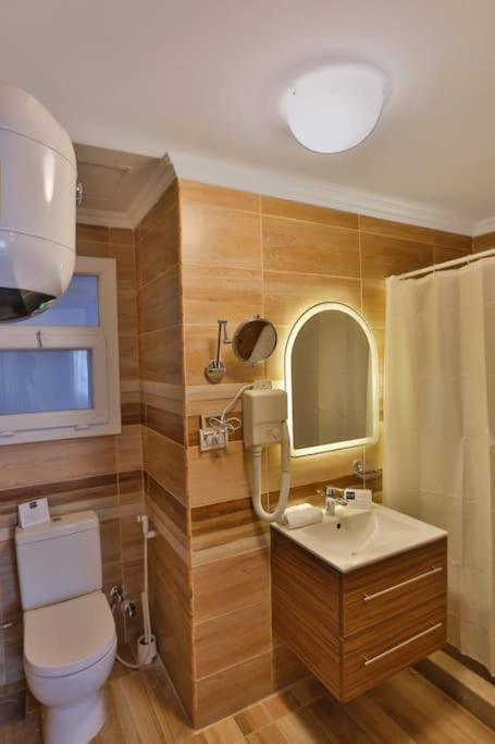 Parkside Boutique 3 Bbr Serviced Apartment - Ocean Blue - Near Airport Cairo Exterior photo